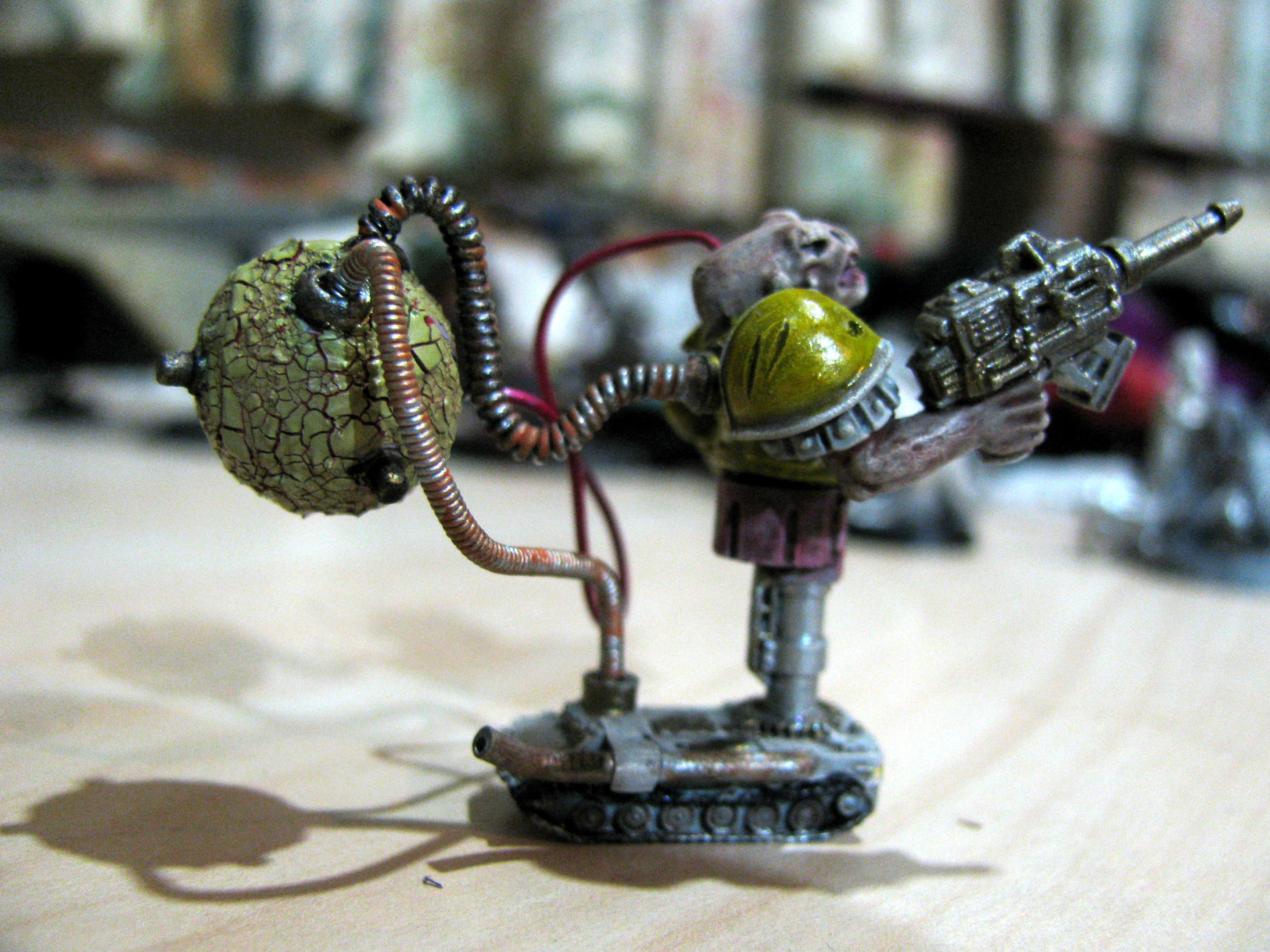 Chaos, Conversion, Crackle Paint, Warhammer 40,000 Chaos warrior